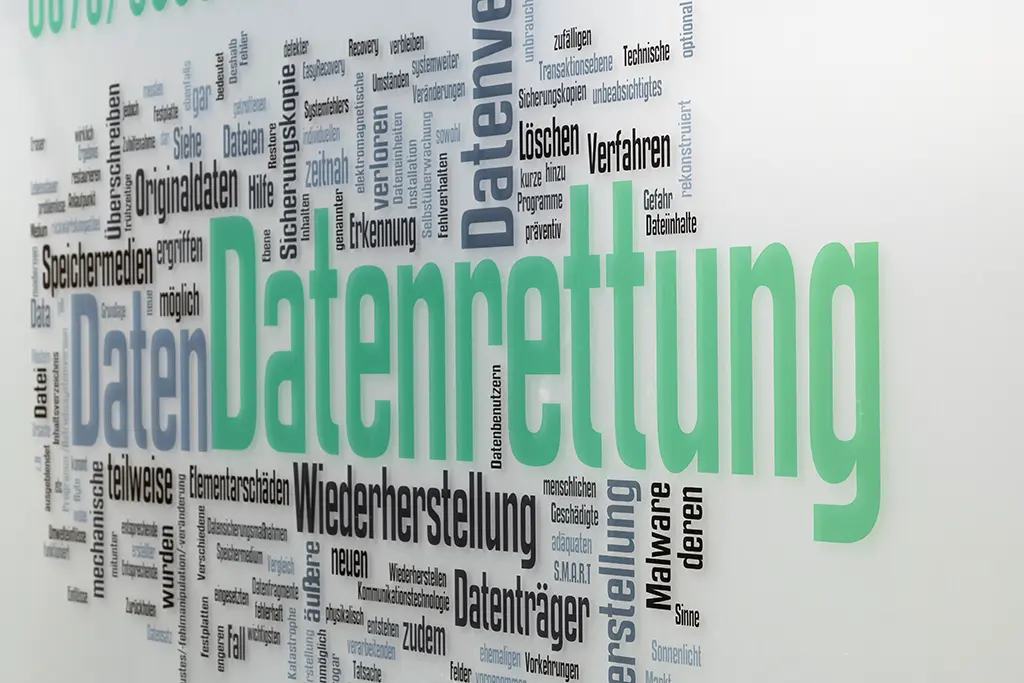 Schaufenster von Datenrettung Bandion